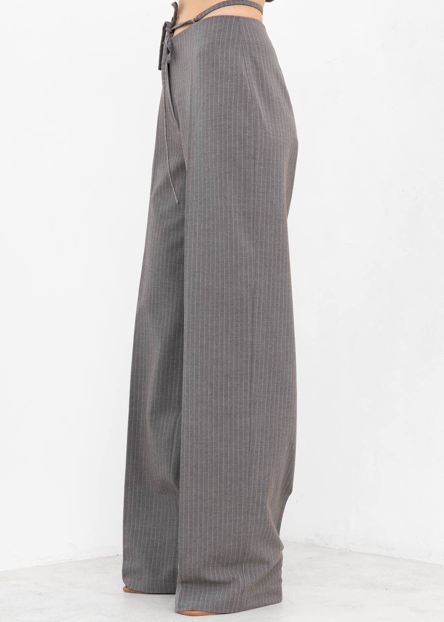 Trousers URBAN SIDE striped в серо-бежевом цвете - 40-42 (XS-S) - Grey-beige