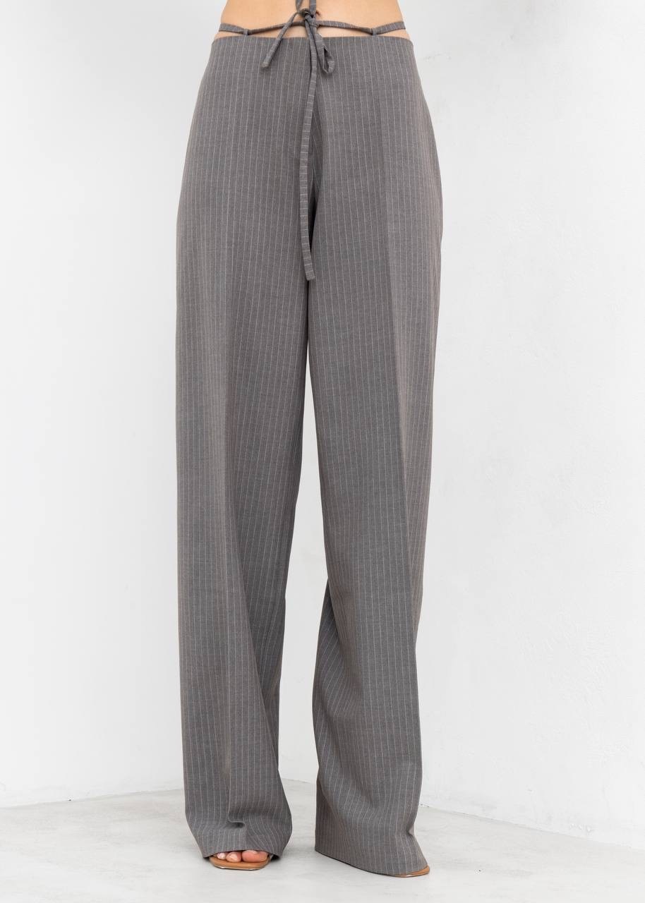 Trousers URBAN SIDE striped в серо-бежевом цвете - 40-42 (XS-S) - Grey-beige